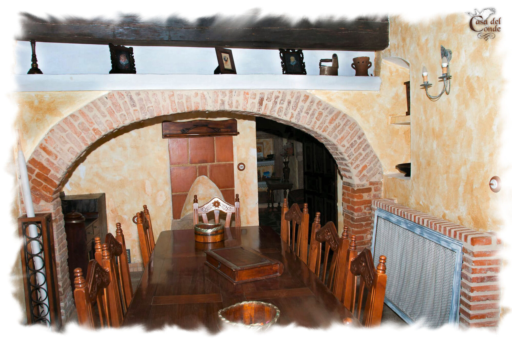 09 CasadelConde -Comedor familiar