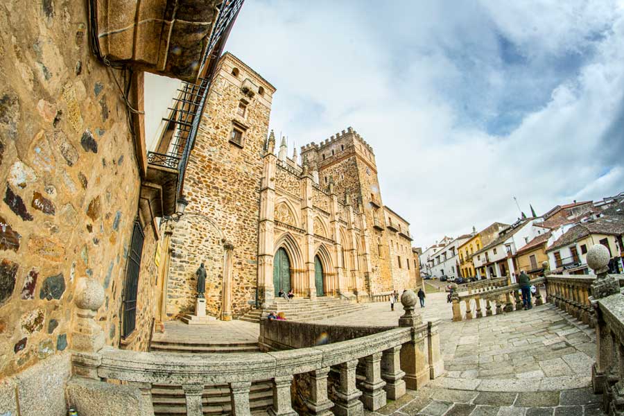 Guadalupe-Guadalupe-villuercas-ibores-jara
